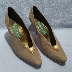 Harve Benard heels